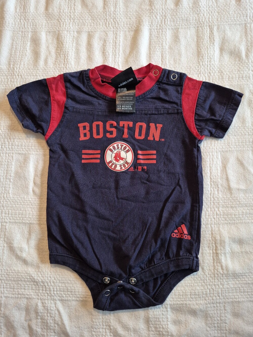 Majestic boys Boston Red Sox 6/9 months bodysuit navy with red GUC